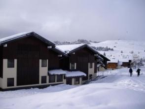 MOY6675o3eos0mh1scs2r50.jpg