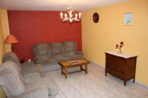 MOY80h7p377ha2f3pdps3b9.jpg