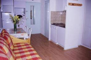 MOYksm8jhk029jo47kbjp2s.jpg