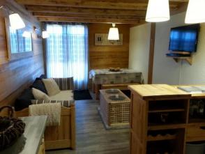 MOYrp977144b9amdr3sdorm.jpg